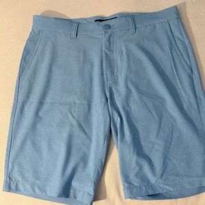 NWOT Men's Travis Mathew Short